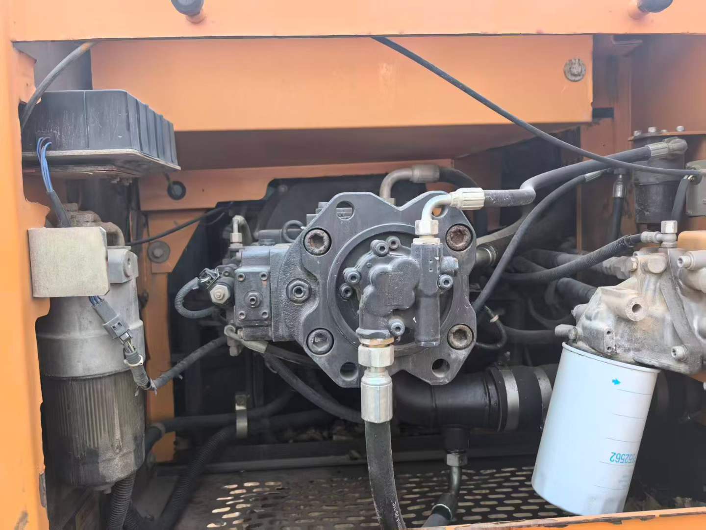 Used Sany SY205H Excavator 2016 Model / 4