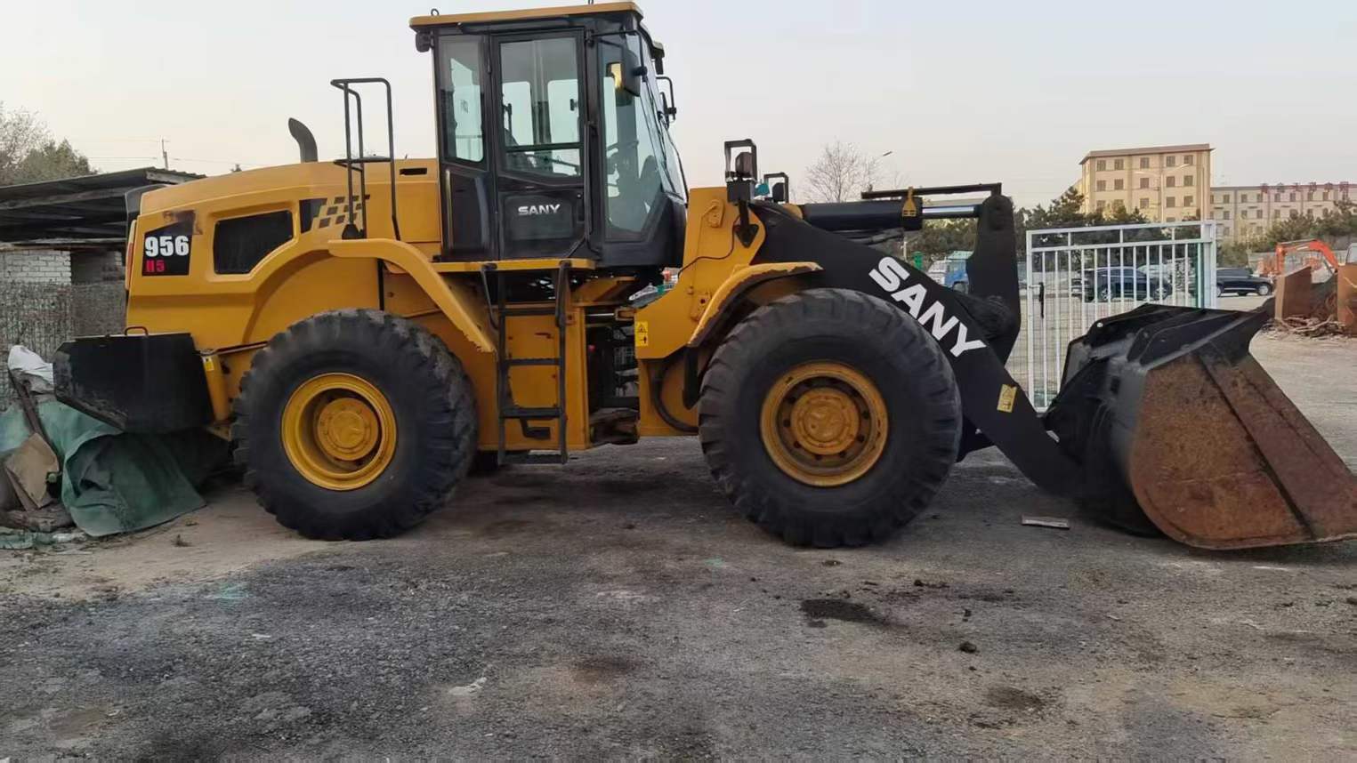 Buy Sany SYL956H Used Excavator Buy Sany SYL956H Used Excavator