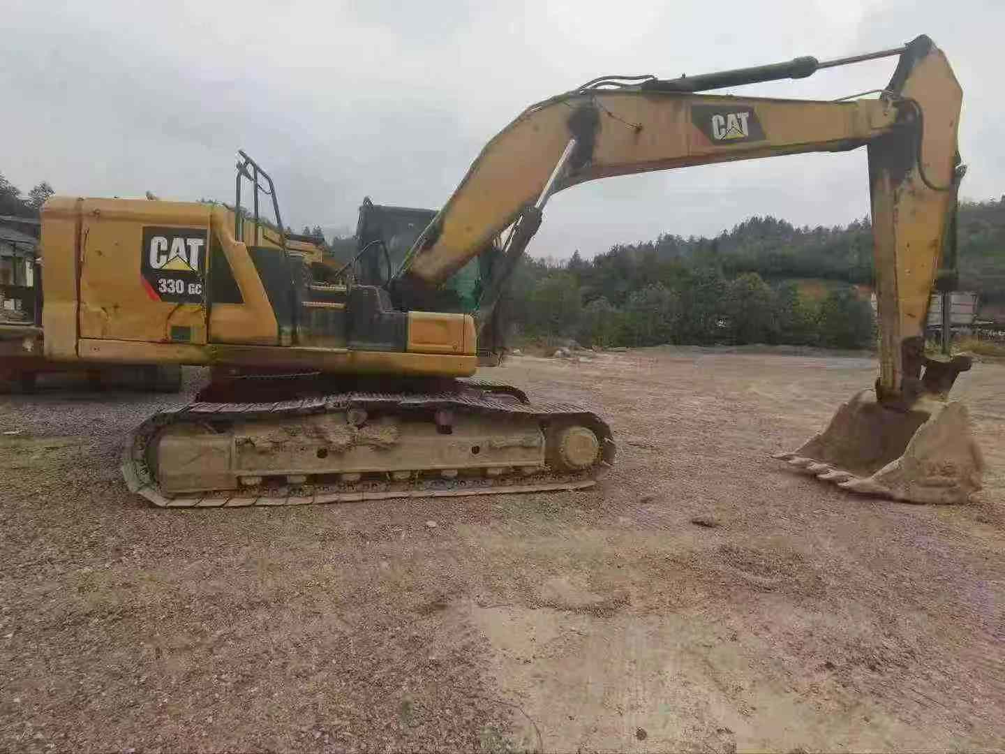 Used Caterpillar 330L Excavator 2019 Model / 9