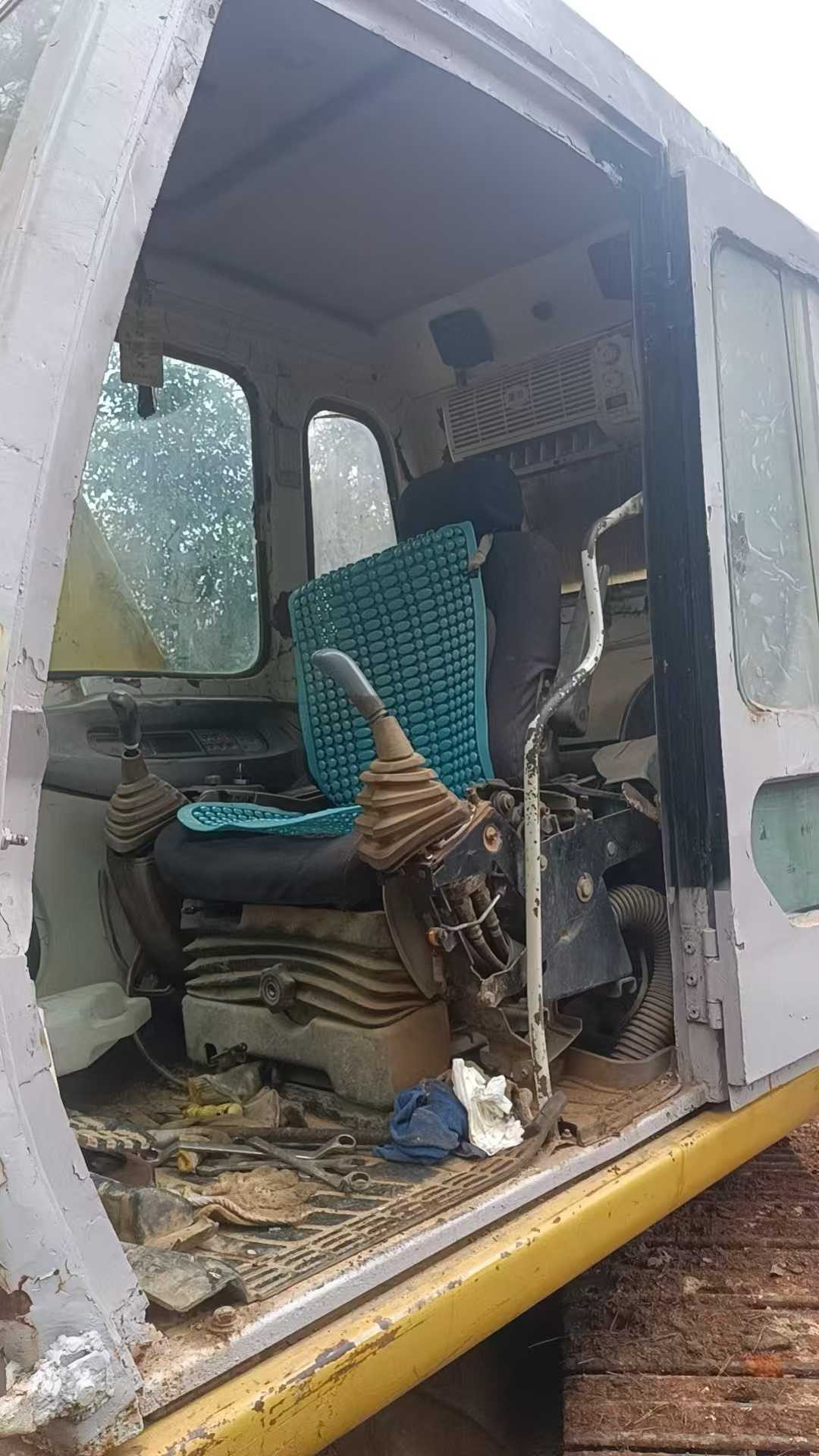 Used Sumitomo SH120 Excavator 2016 Model / 6