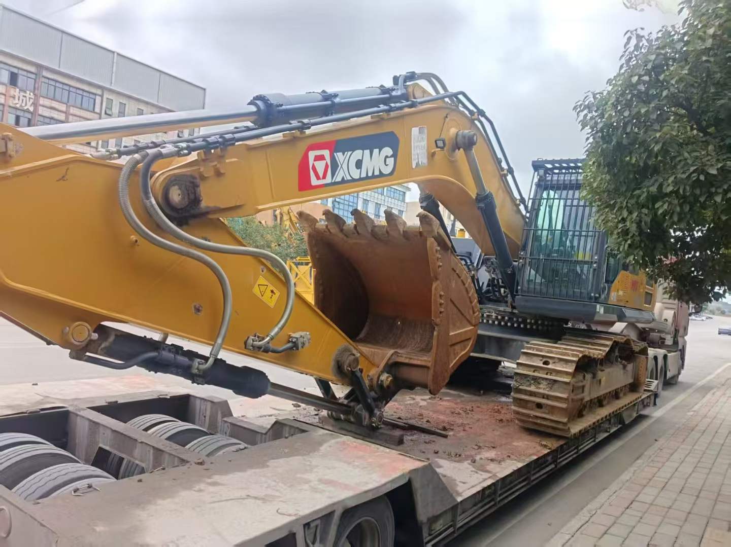 Used XCMG XE80 Excavator 2022 Model / 3