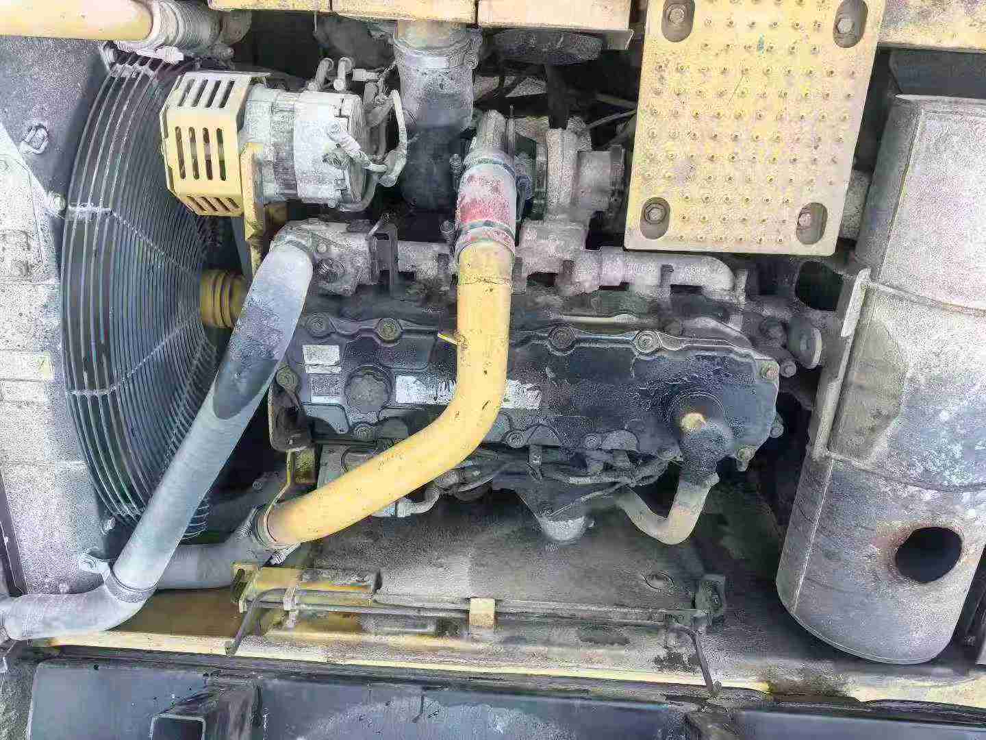 Used Caterpillar 329EL Excavator 2013 Model / 4