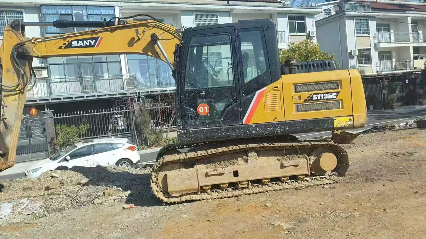 Buy Sany SY125H Used Excavator