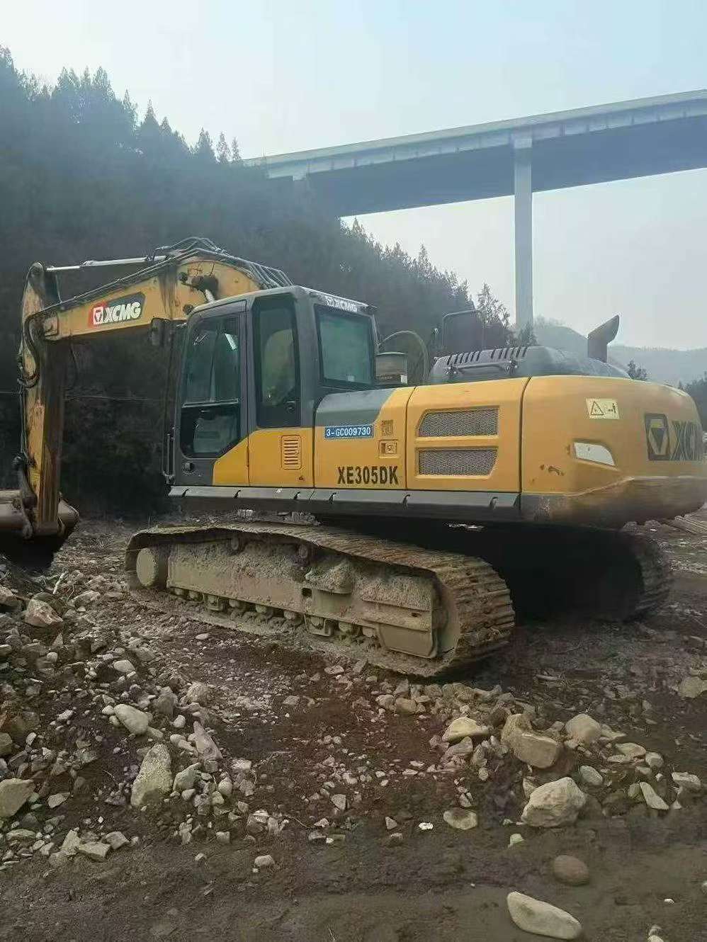 Used XCMG XE245GH Excavator 2021 Model / 6