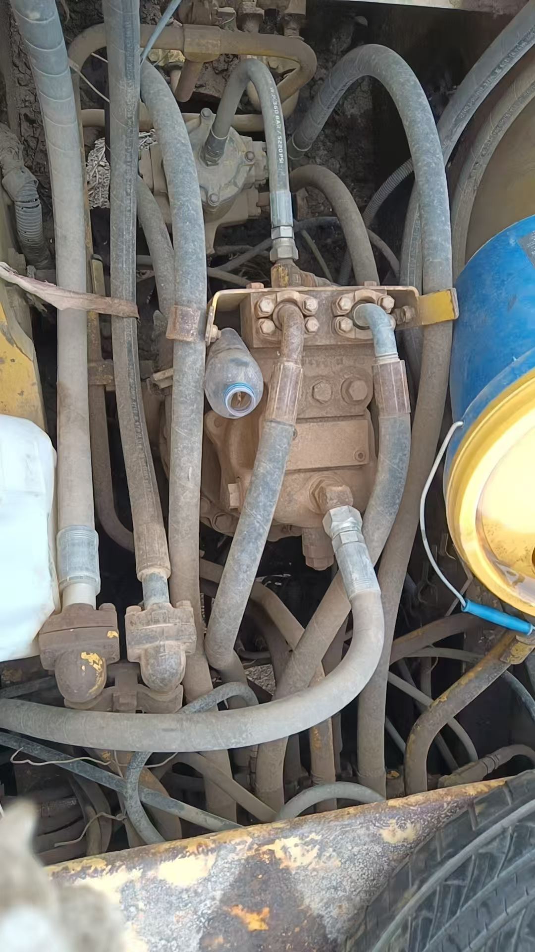 Used Komatsu PC210-6E Excavator 2016 Model / 4