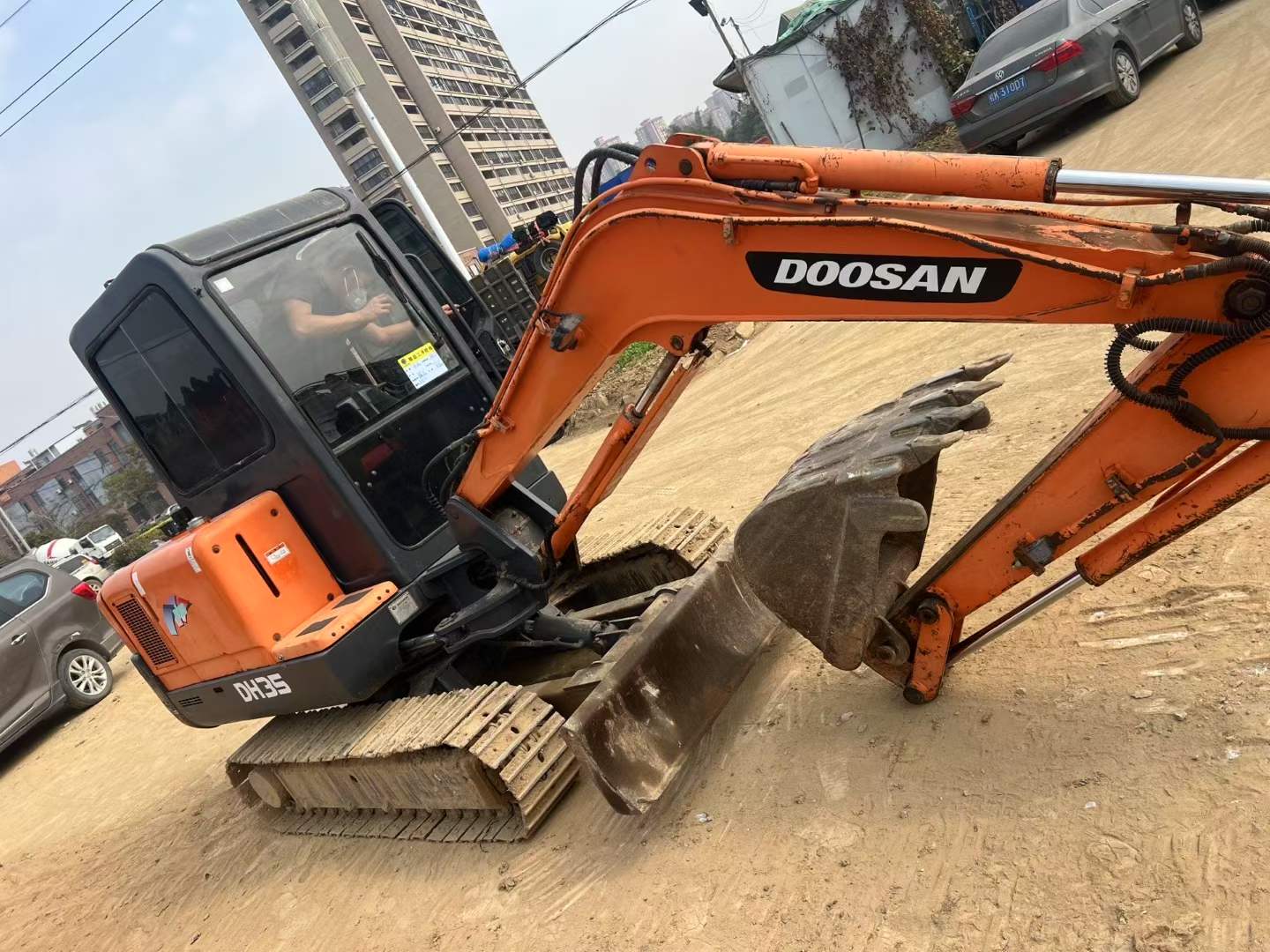 Buy Doosan DX60 Used Excavator / 9 Used Doosan DX60 Excavator 2016 Model / 9