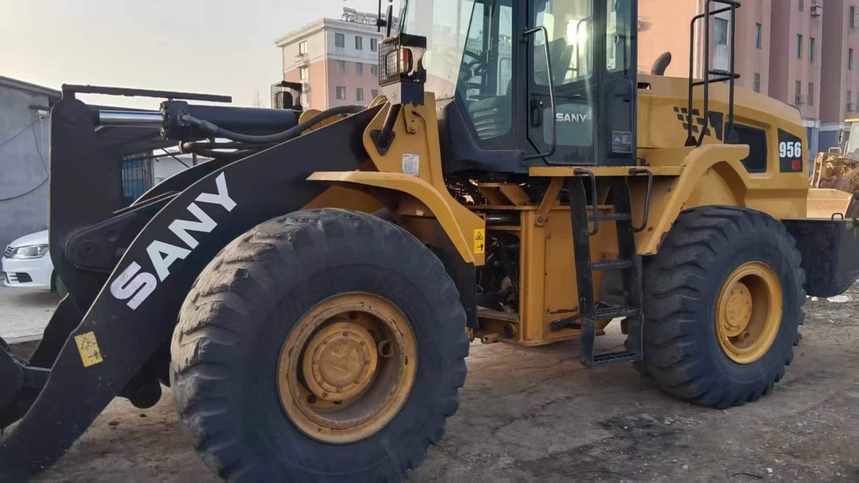 Used Sany SYL956H Excavator 2016 Model / 7