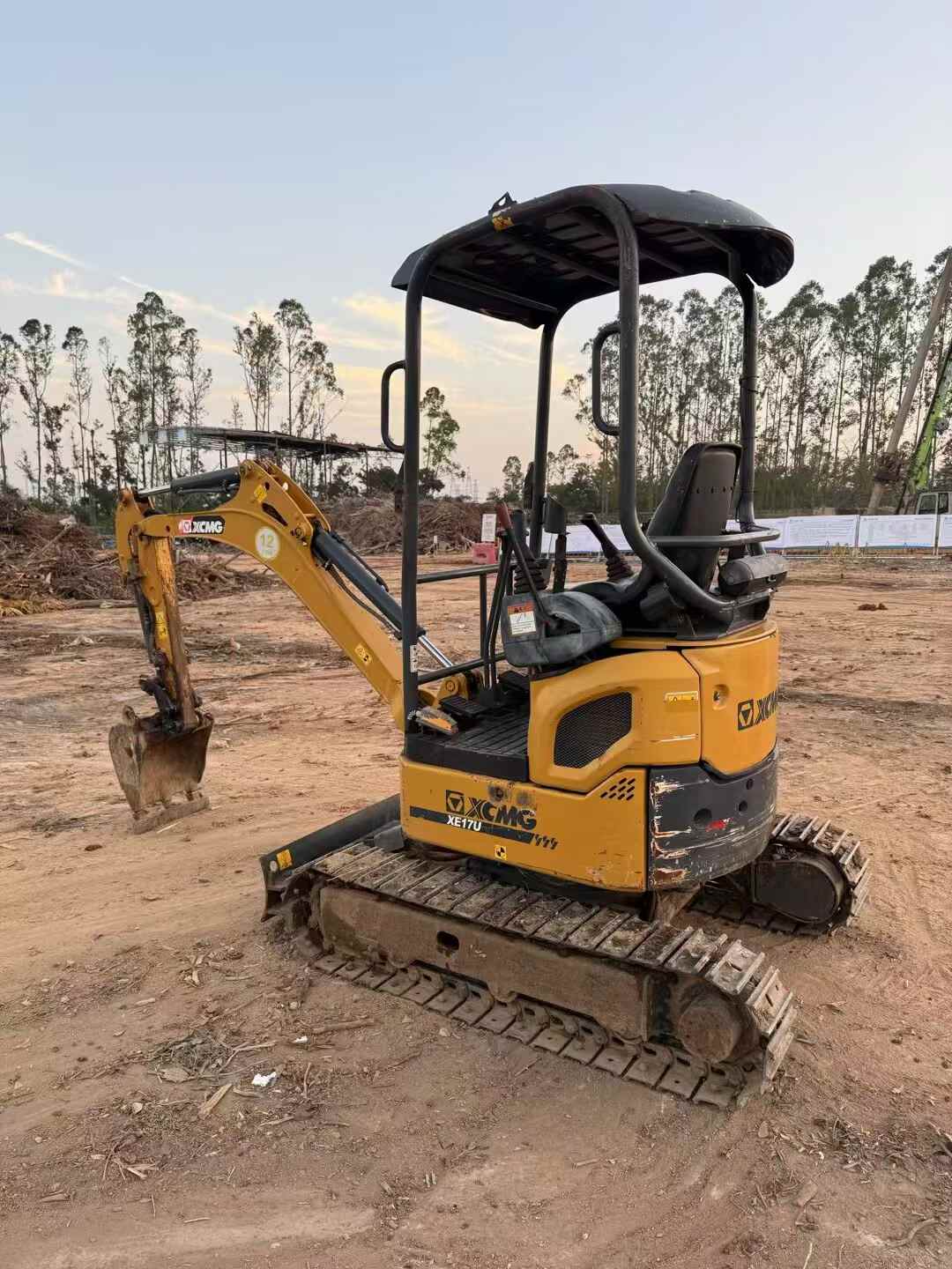 Used XCMG XE17U Excavator 2016 Model / 2