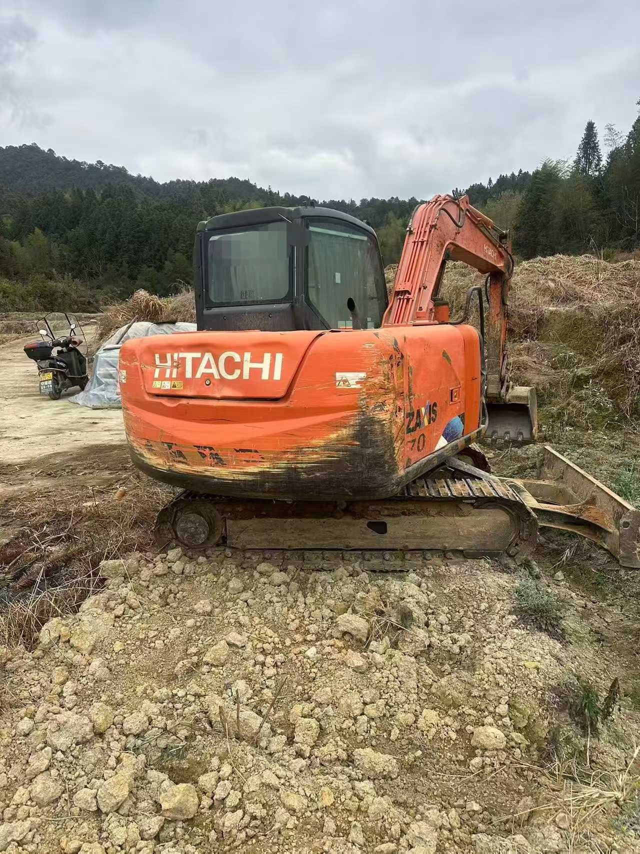 Buy Hitachi ZX60 Used Excavator