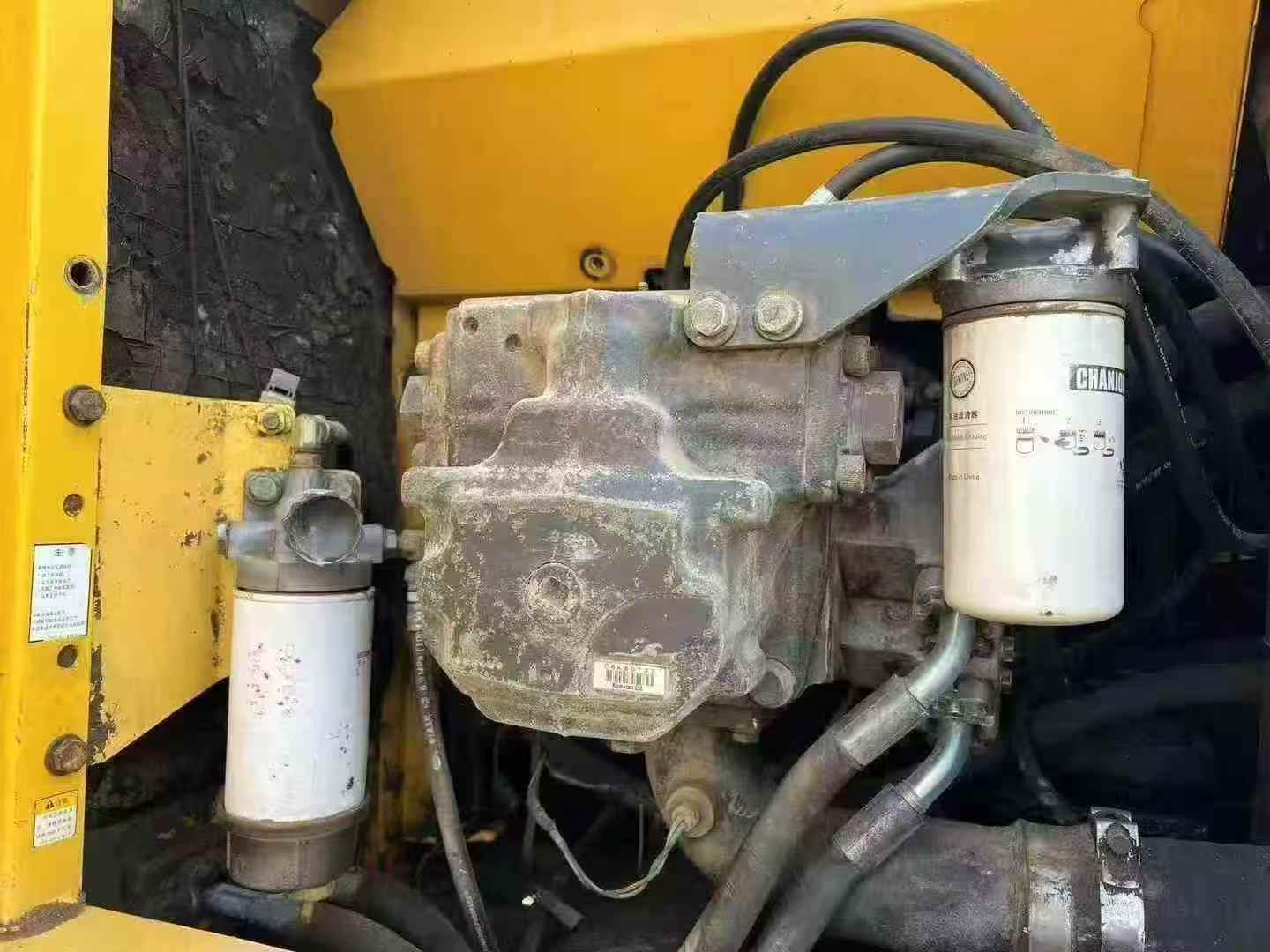 Used Komatsu PC200-8 Excavator 2010 Model / 6