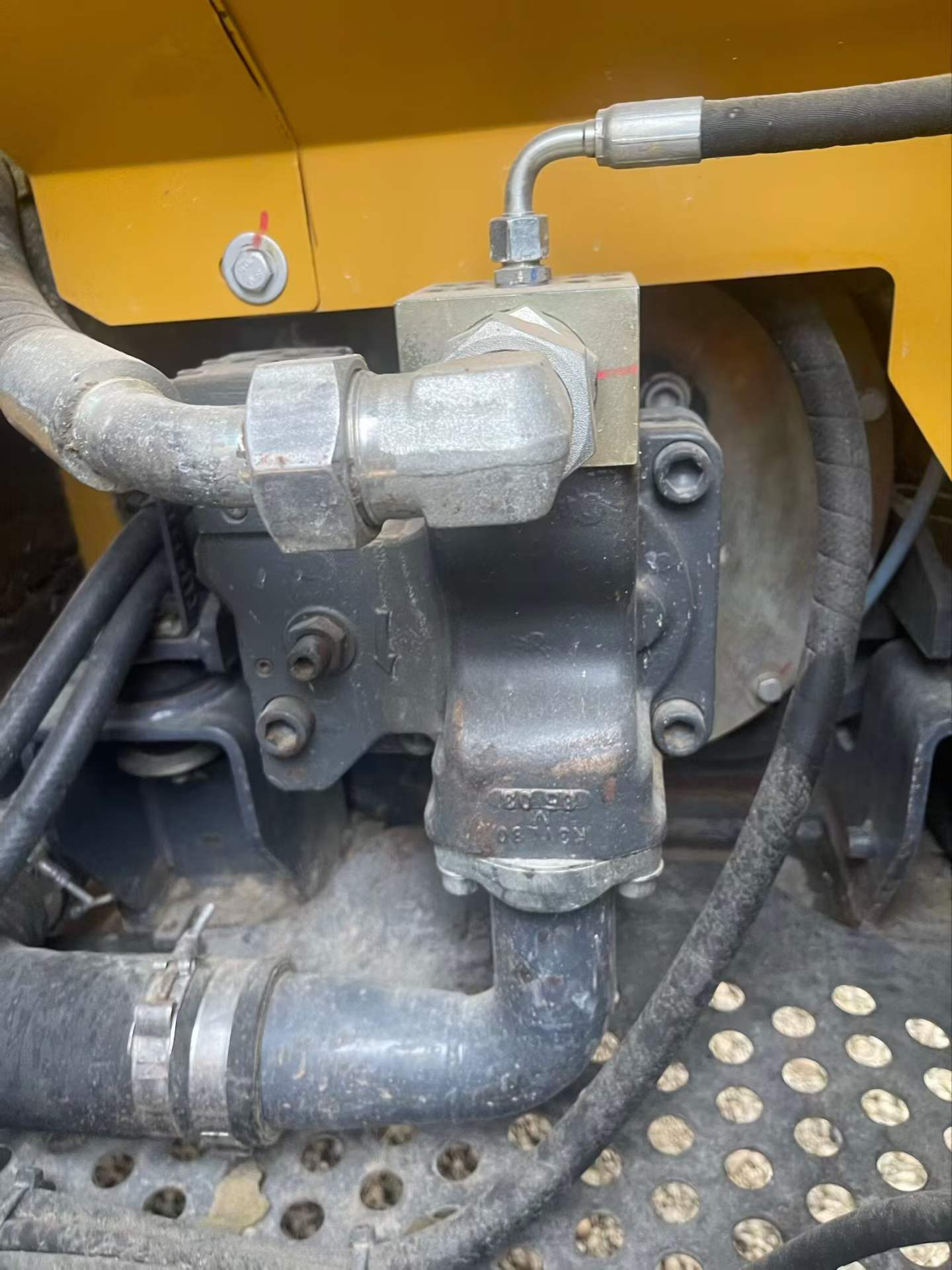 Used XCMG XE75D Excavator 2016 Model / 7