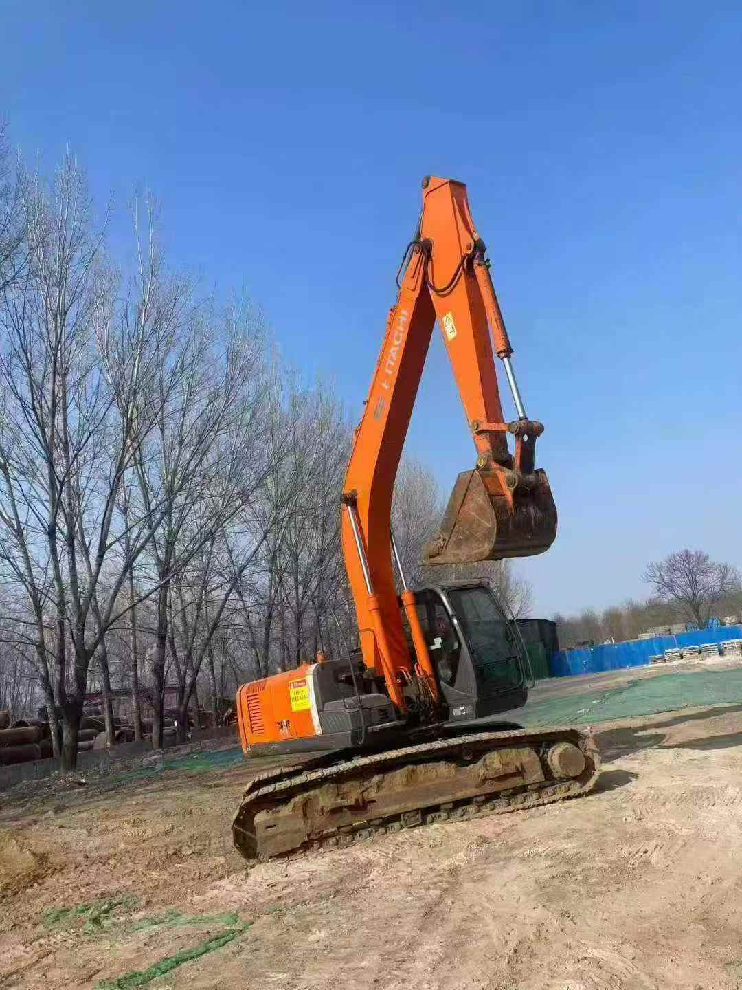 Buy Hitachi ZX210LC Used Excavator / 4 Used Hitachi ZX210LC Excavator 2016 Model / 4