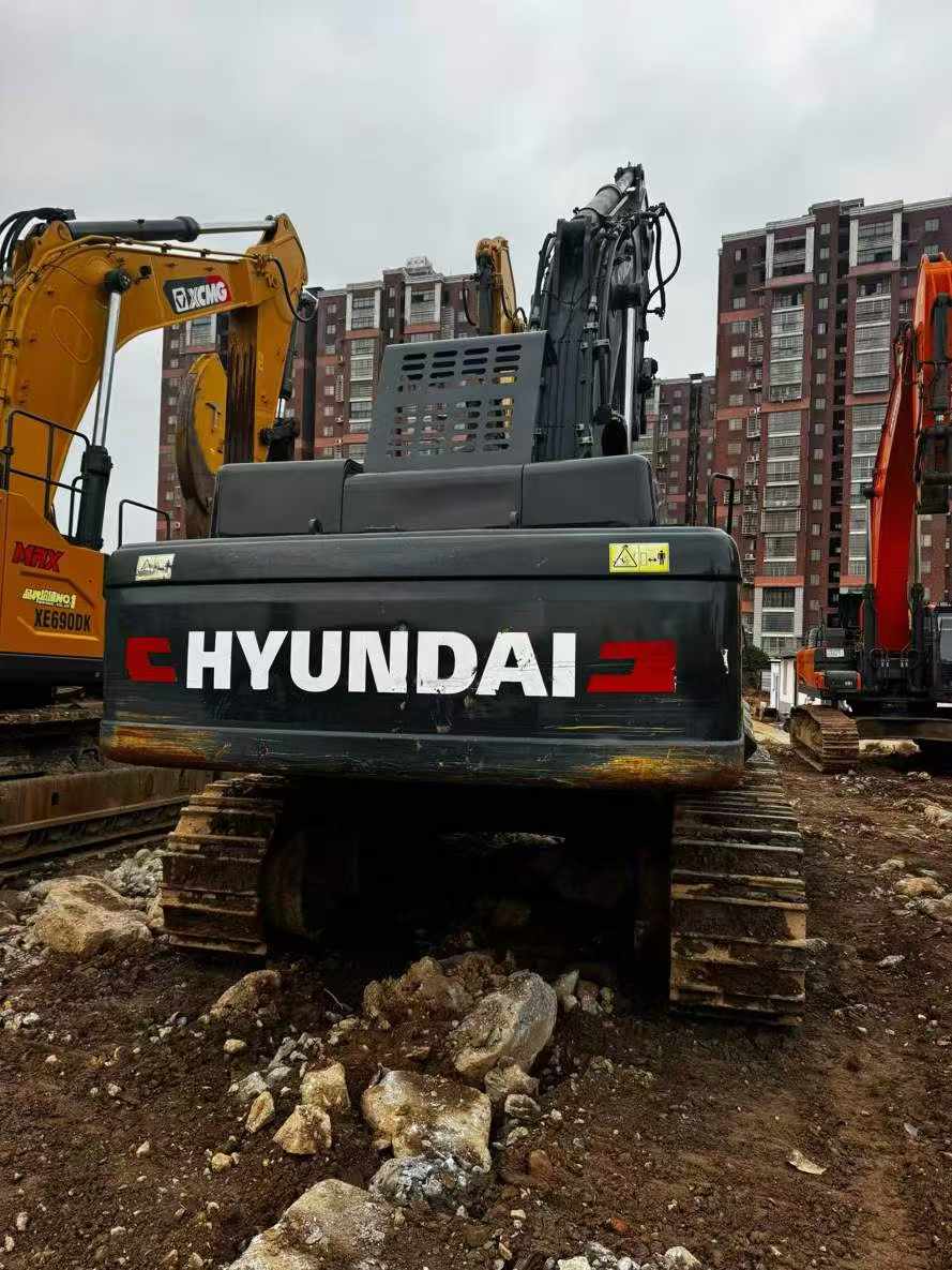 Used Hyundai HX60 Excavator 2022 Model / 2