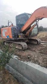 Buy Hitachi ZX60-5A Used Excavator / 3 Used Hitachi ZX60-5A Excavator 2016 Model / 3