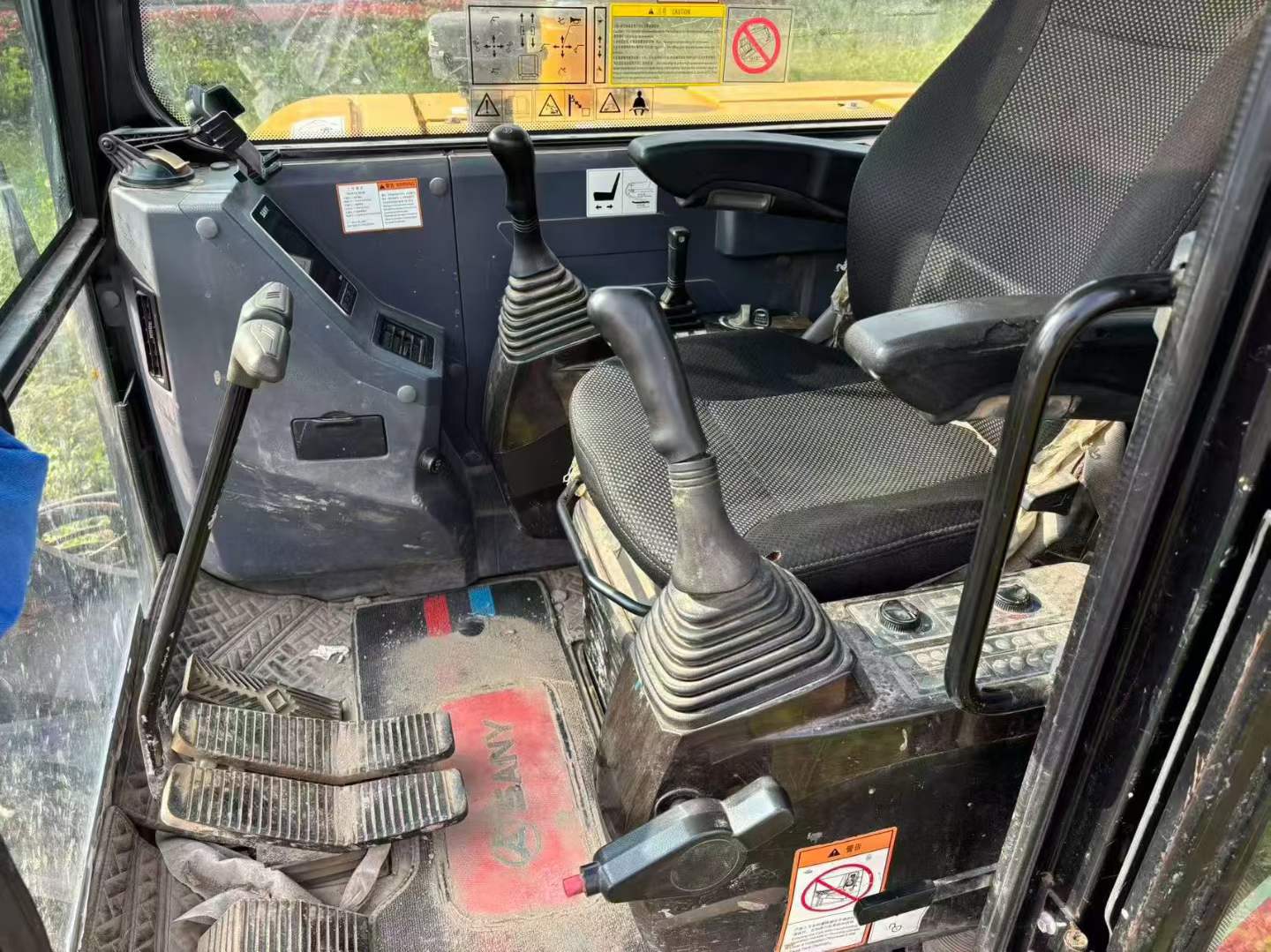 Used Sany SY60 Excavator 2020 Model / 4