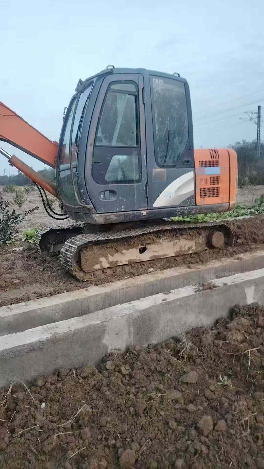 Buy Hitachi ZX60-5A Used Excavator