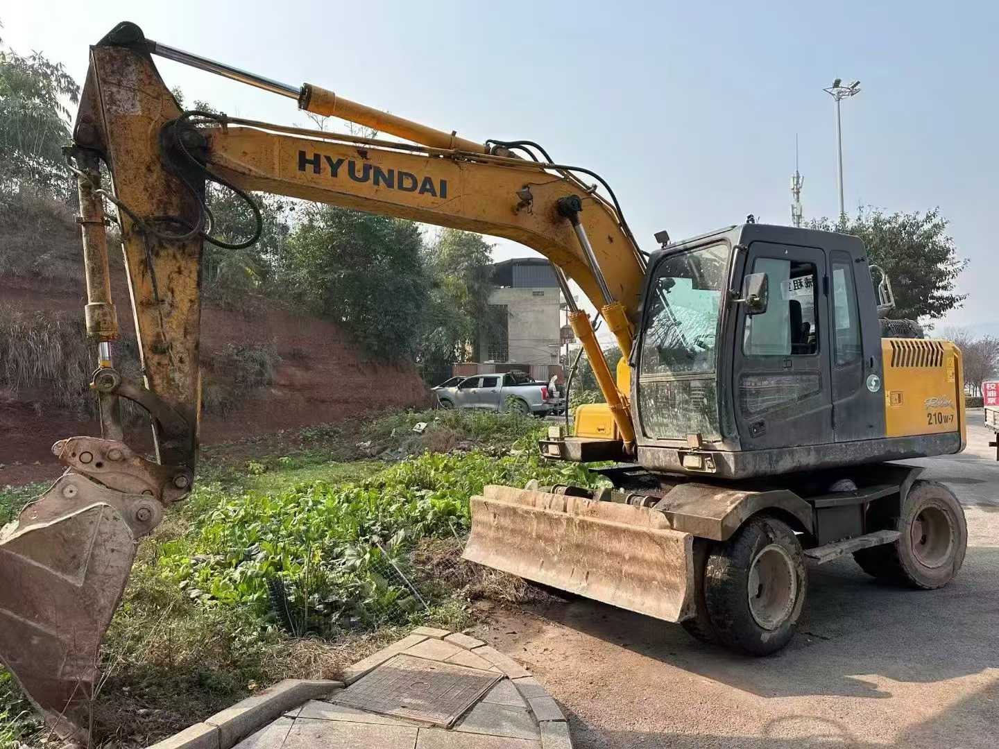 Used Hyundai R150-7 Excavator 2009 Model / 2