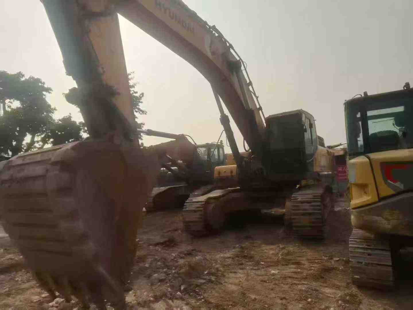 Used Hyundai R485LVS Excavator 2019 Model / 7