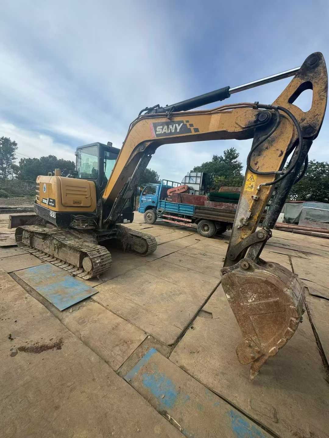 Used Sany SY60 Excavator 2020 Model / 6