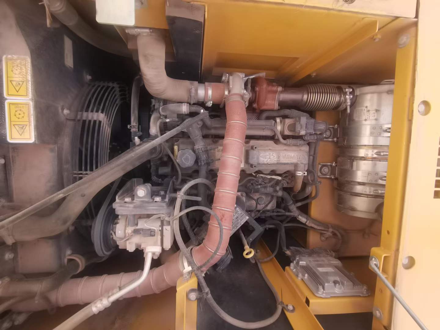 Used XCMG XE135GA Excavator 2024 Model / 4