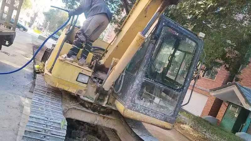 Used Komatsu PC60-8 Excavator 2014 Model / 2