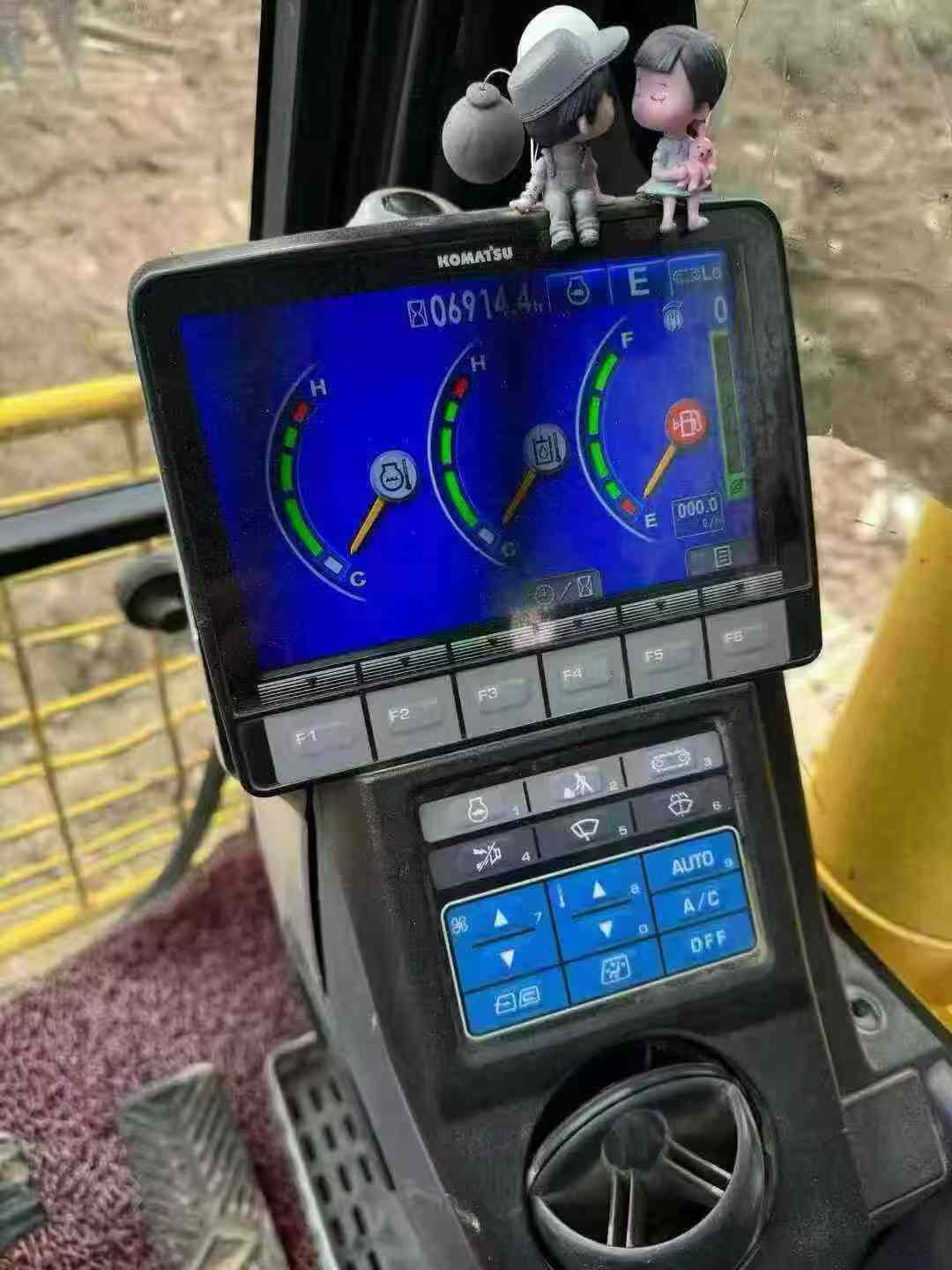 Used Komatsu PC130-8M0 Excavator 2016 Model / 5