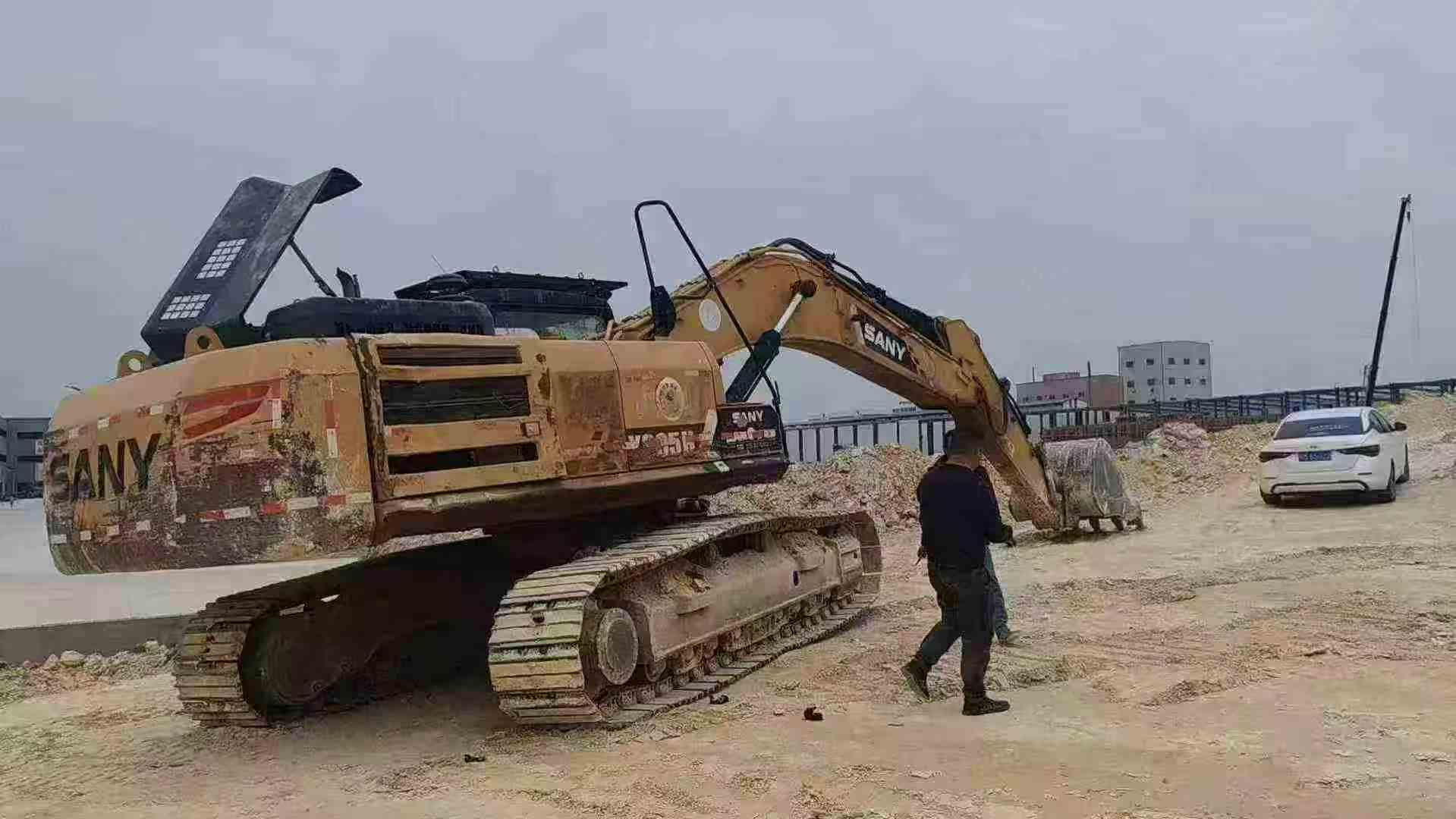 Buy Sany SY365H Used Excavator