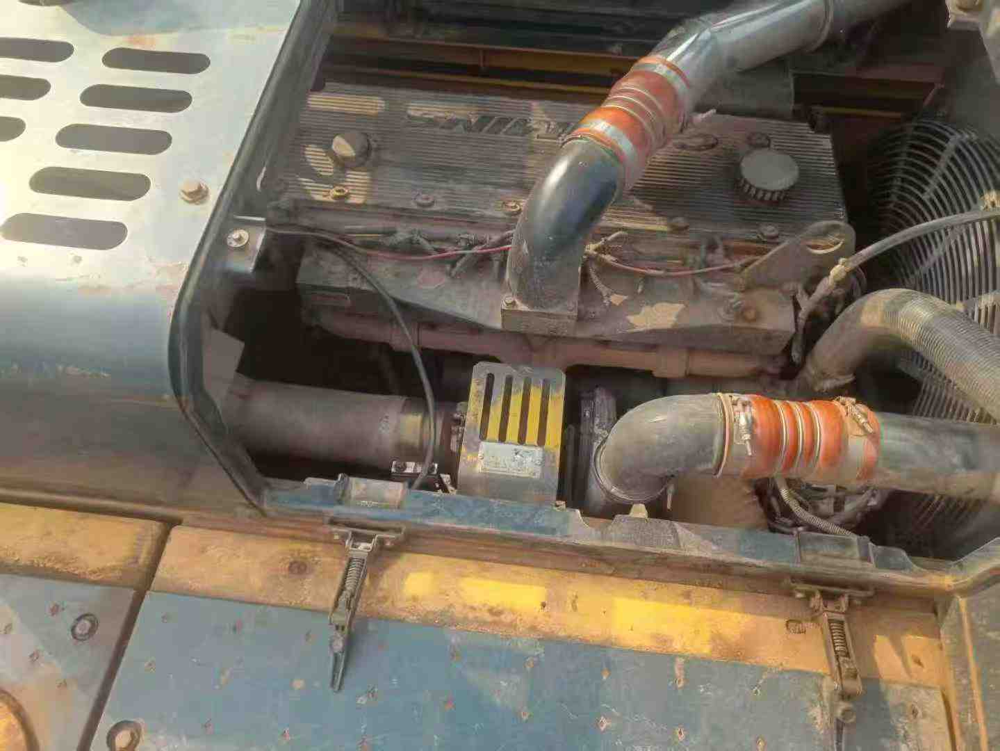 Used Hyundai R485LVS Excavator 2019 Model / 4