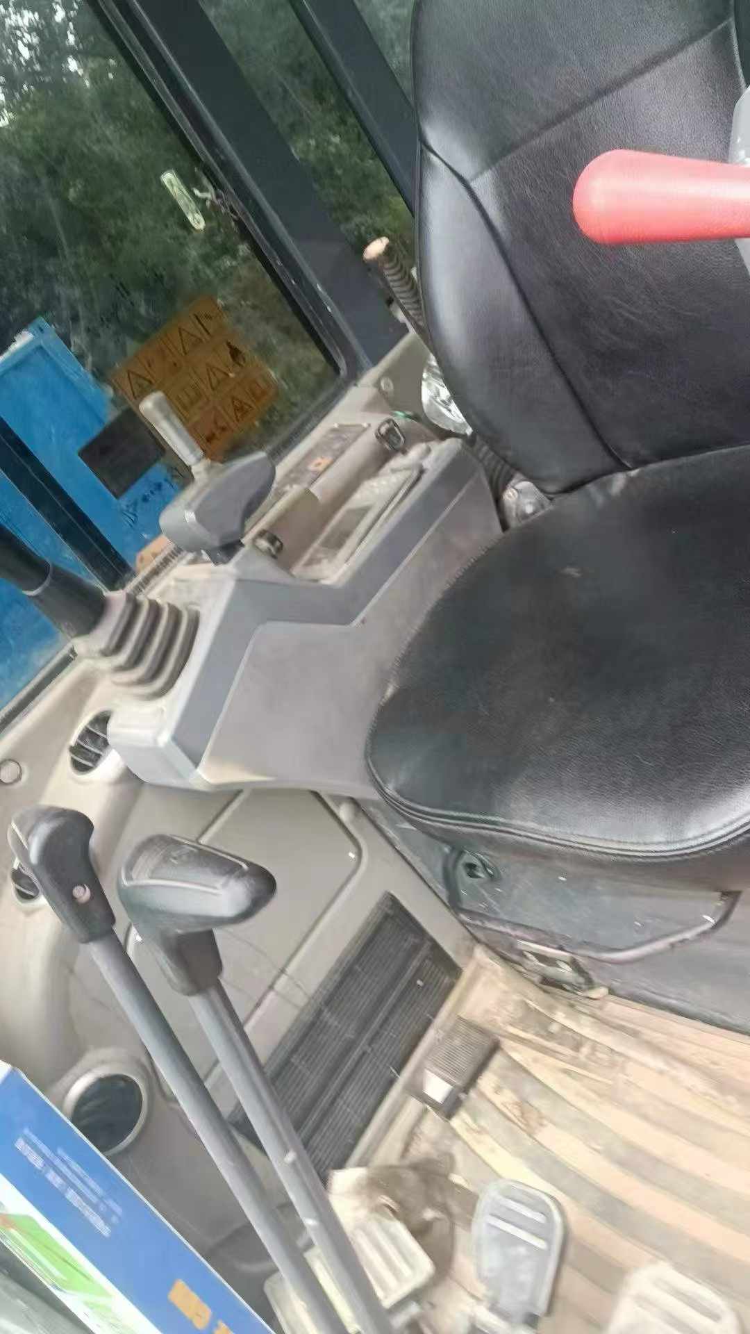 Used XCMG XE35U Excavator 2016 Model / 4