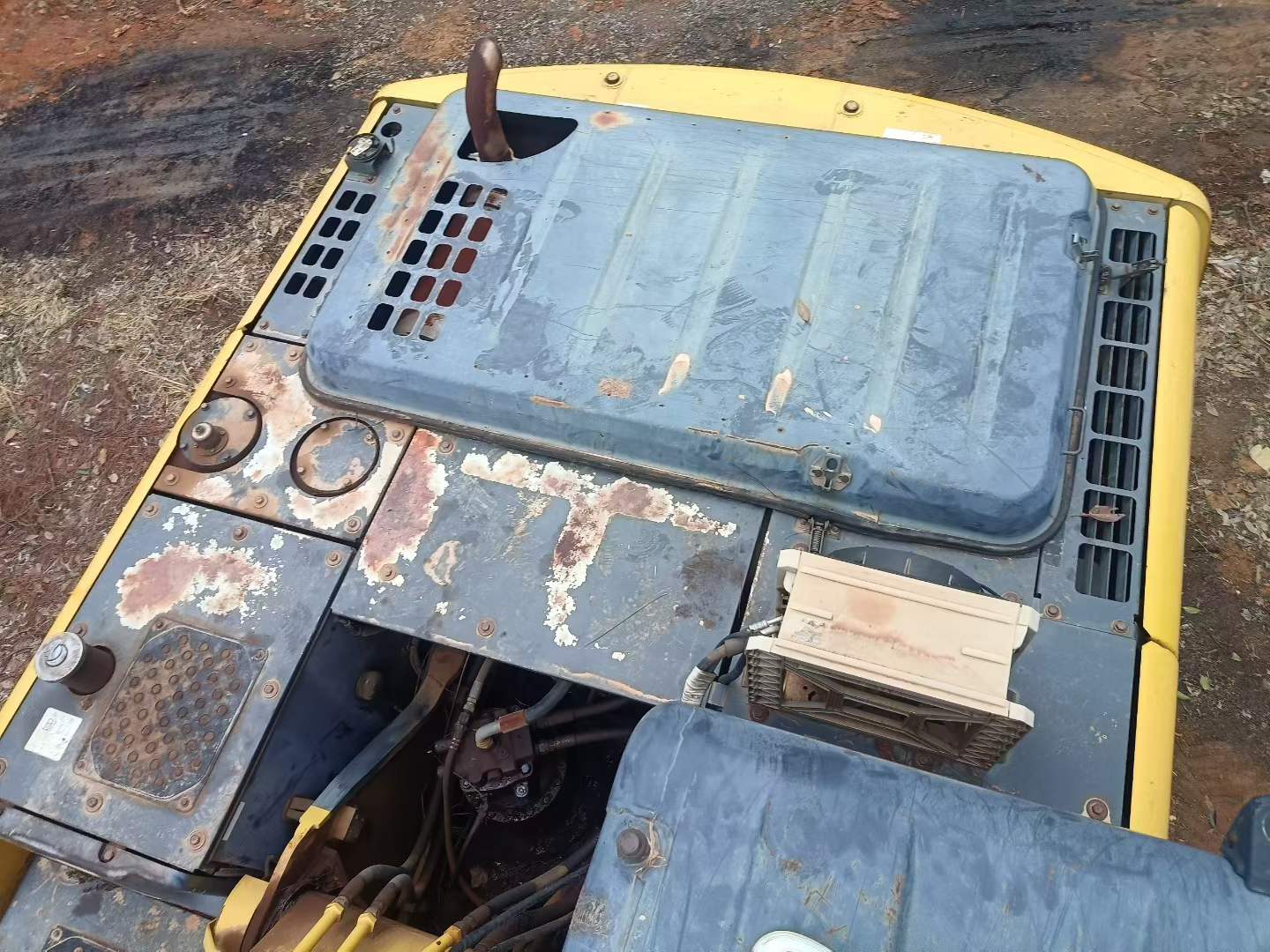 Used Sumitomo SH200A5 Excavator 2010 Model / 9