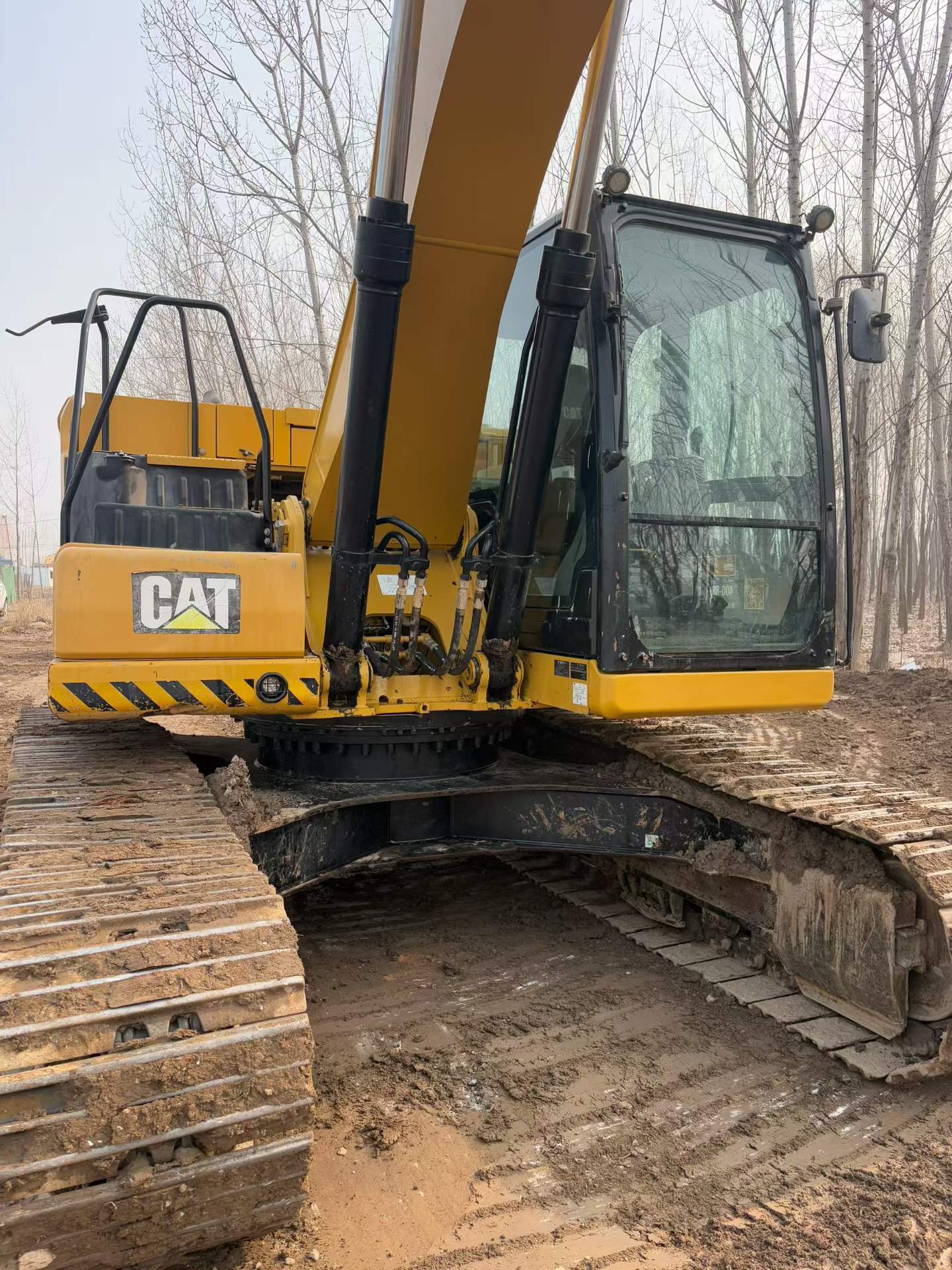 Used Caterpillar 323 Excavator 2018 Model / 5