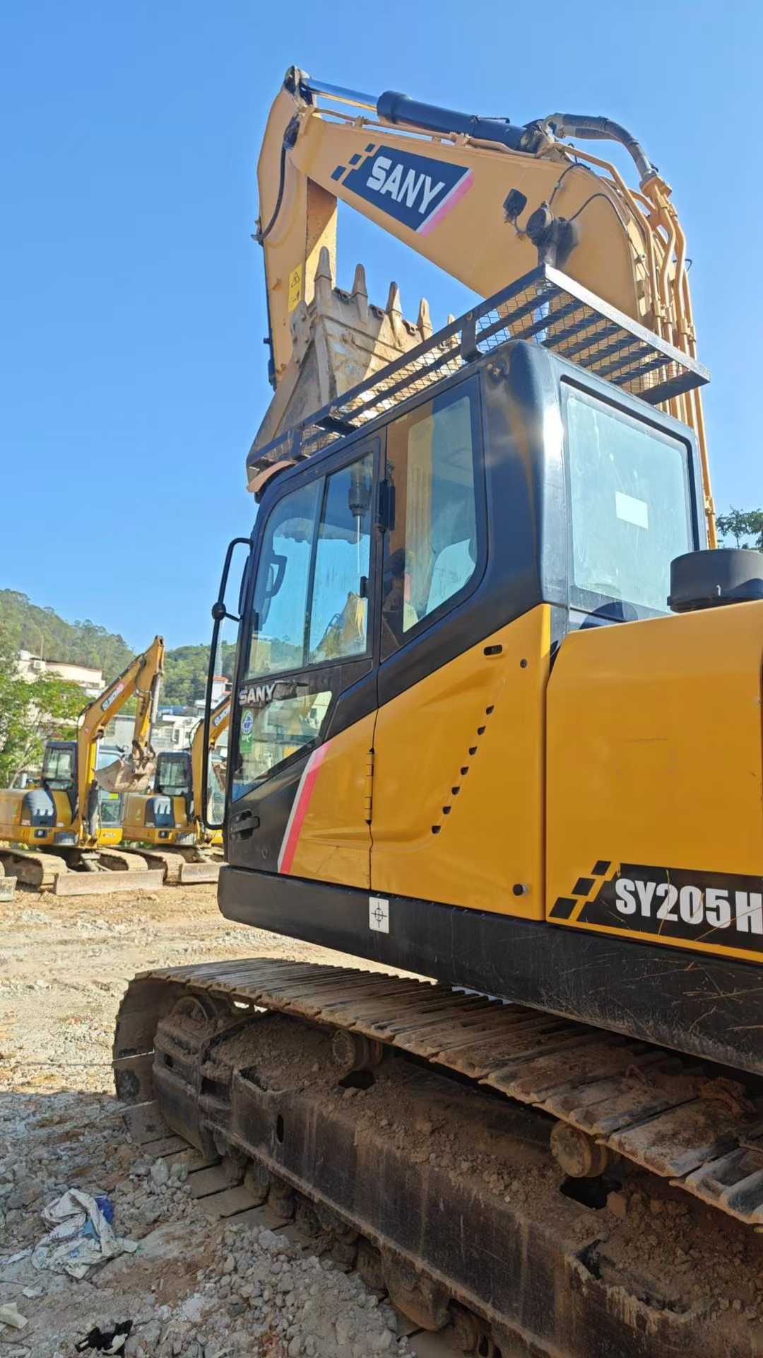 Used Sany SY205H Excavator 2022 Model / 3