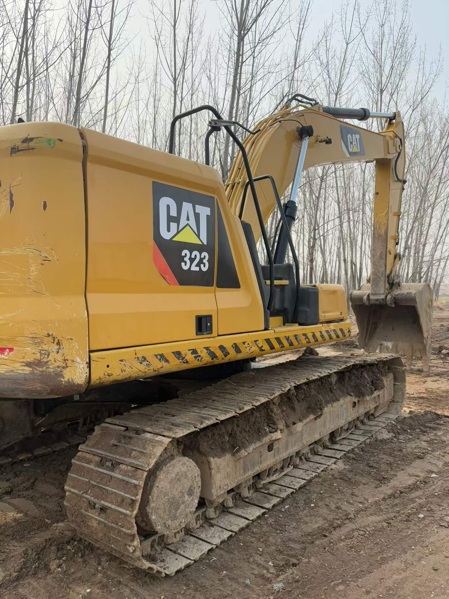 Used Caterpillar 323 Excavator 2018 Model / 3
