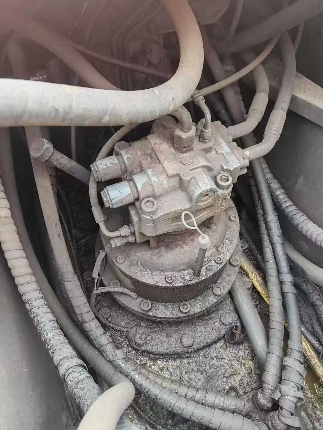 Used Hitachi ZW250 Excavator 2014 Model / 2