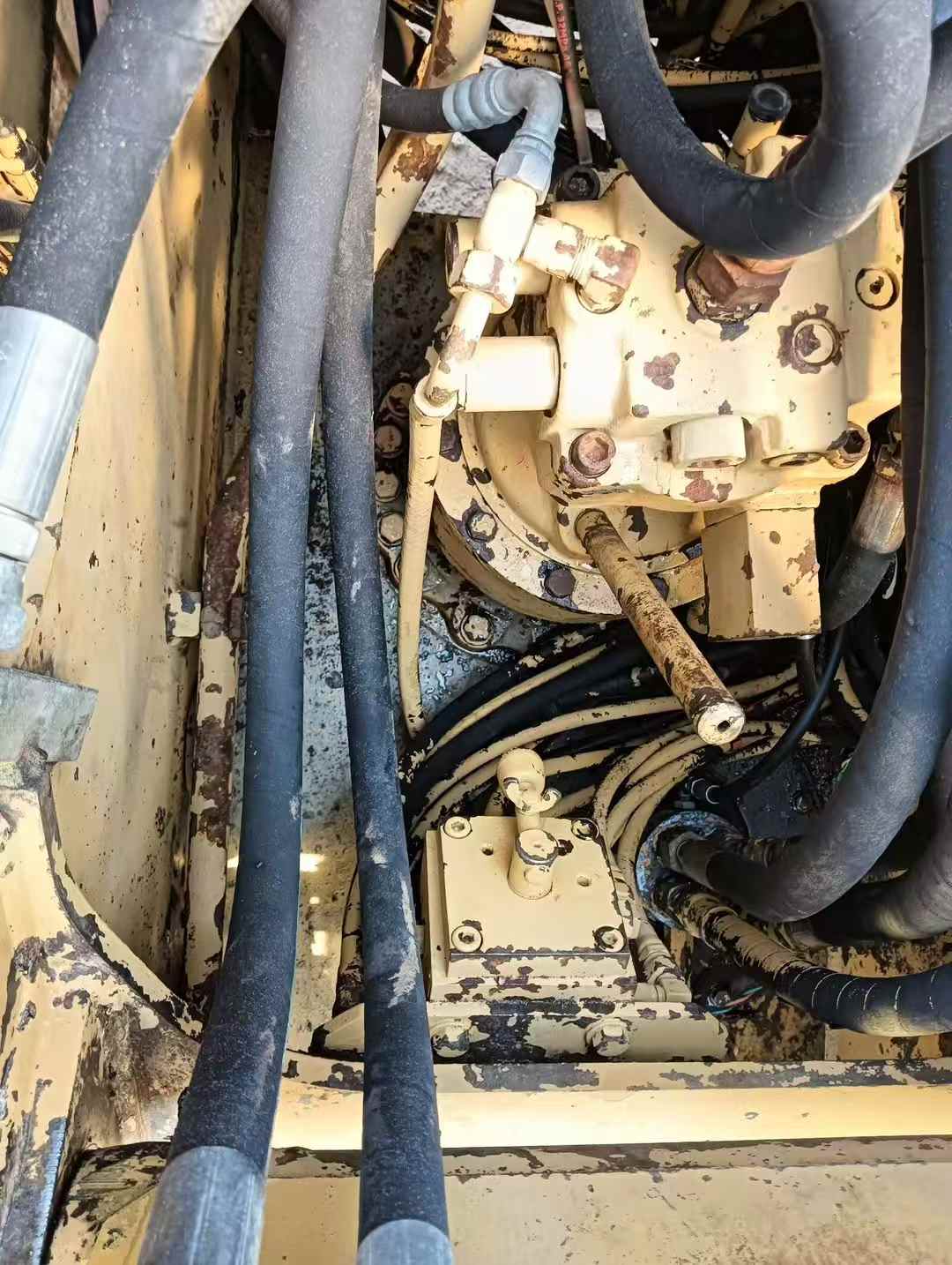 Buy Caterpillar 312V2 Used Excavator / 7 Used Caterpillar 312V2 Excavator 2016 Model / 7