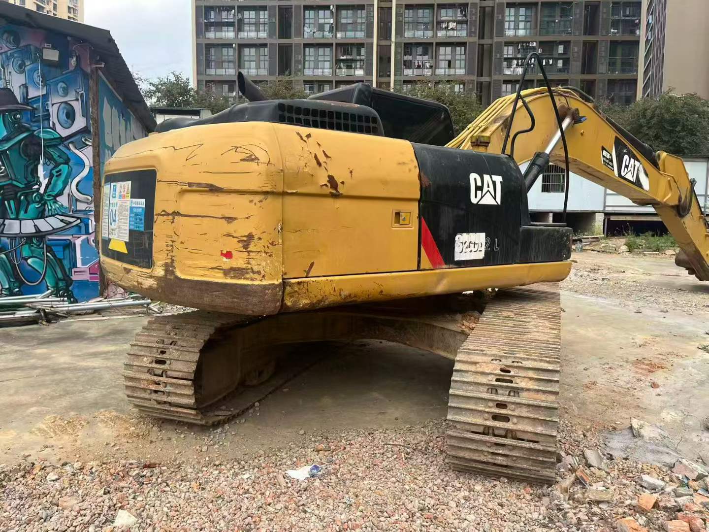Used Caterpillar 323 Excavator 2015 Model / 2