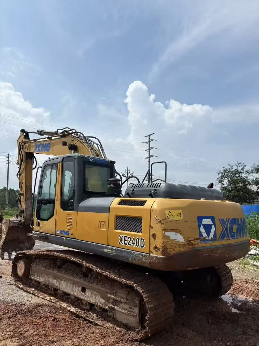 Used XCMG XE215 Excavator 2018 Model / 4