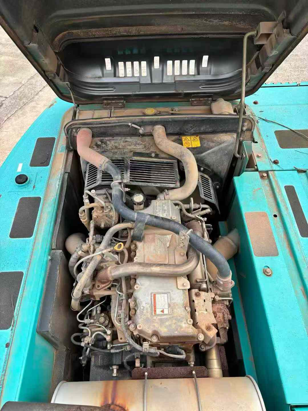 Used Kobelco SK200 Excavator 2016 Model / 3