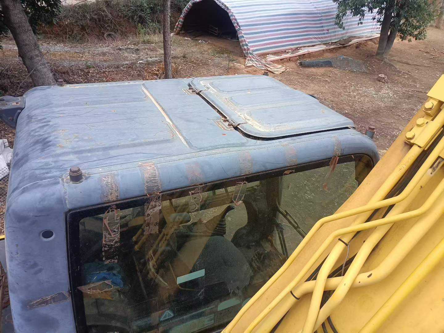 Used Sumitomo SH200A5 Excavator 2010 Model / 2