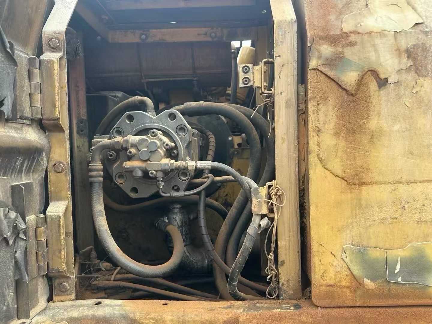 Used Caterpillar 320BU Excavator 2016 Model / 3