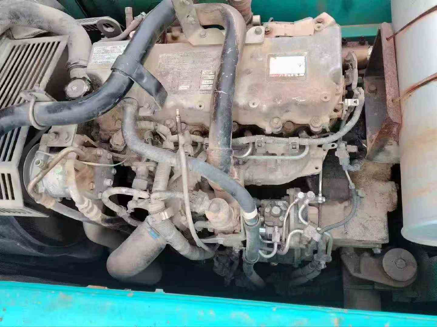 Used Kobelco SK210 Excavator 2010 Model / 4