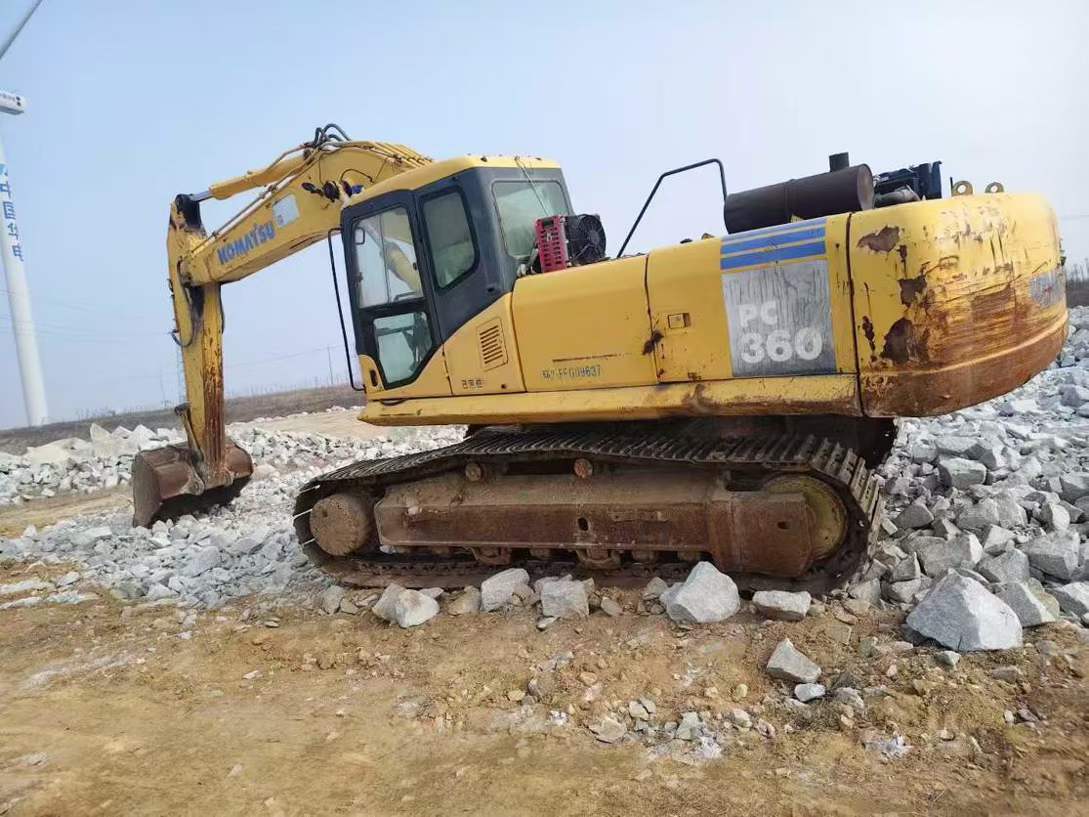 Used Komatsu PC60 Excavator 2016 Model / 2