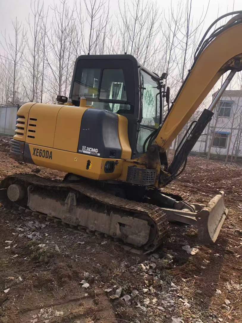Used XCMG XE60DA Excavator 2019 Model / 4