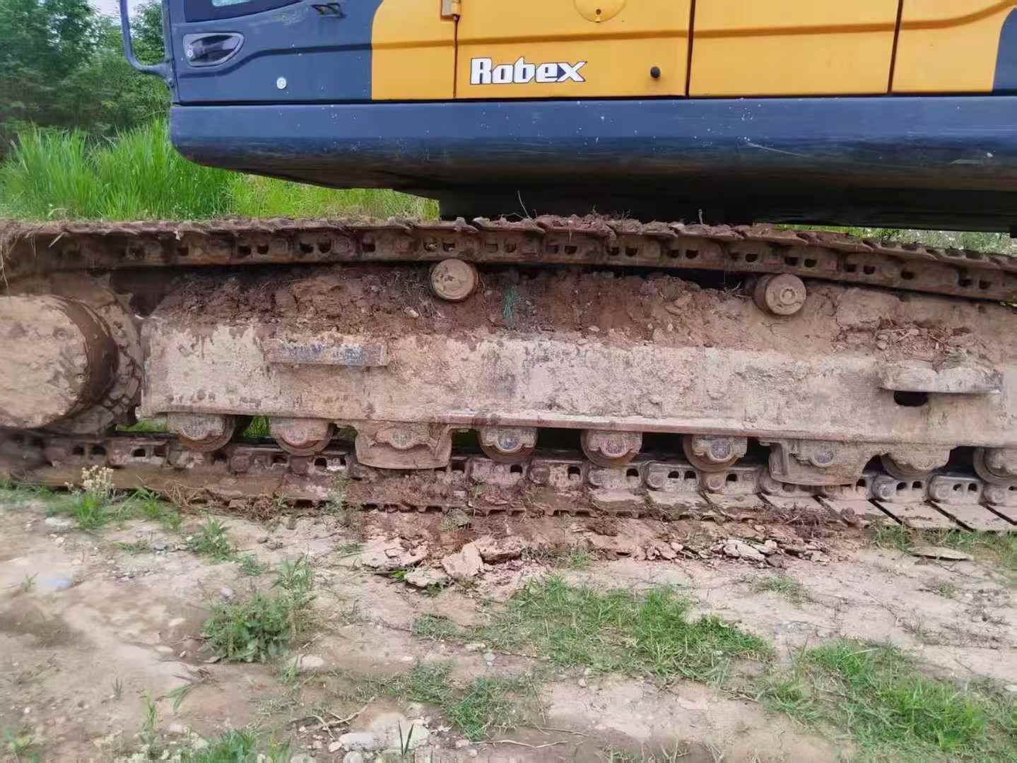 Used Hyundai R225LVS Excavator 2018 Model / 4