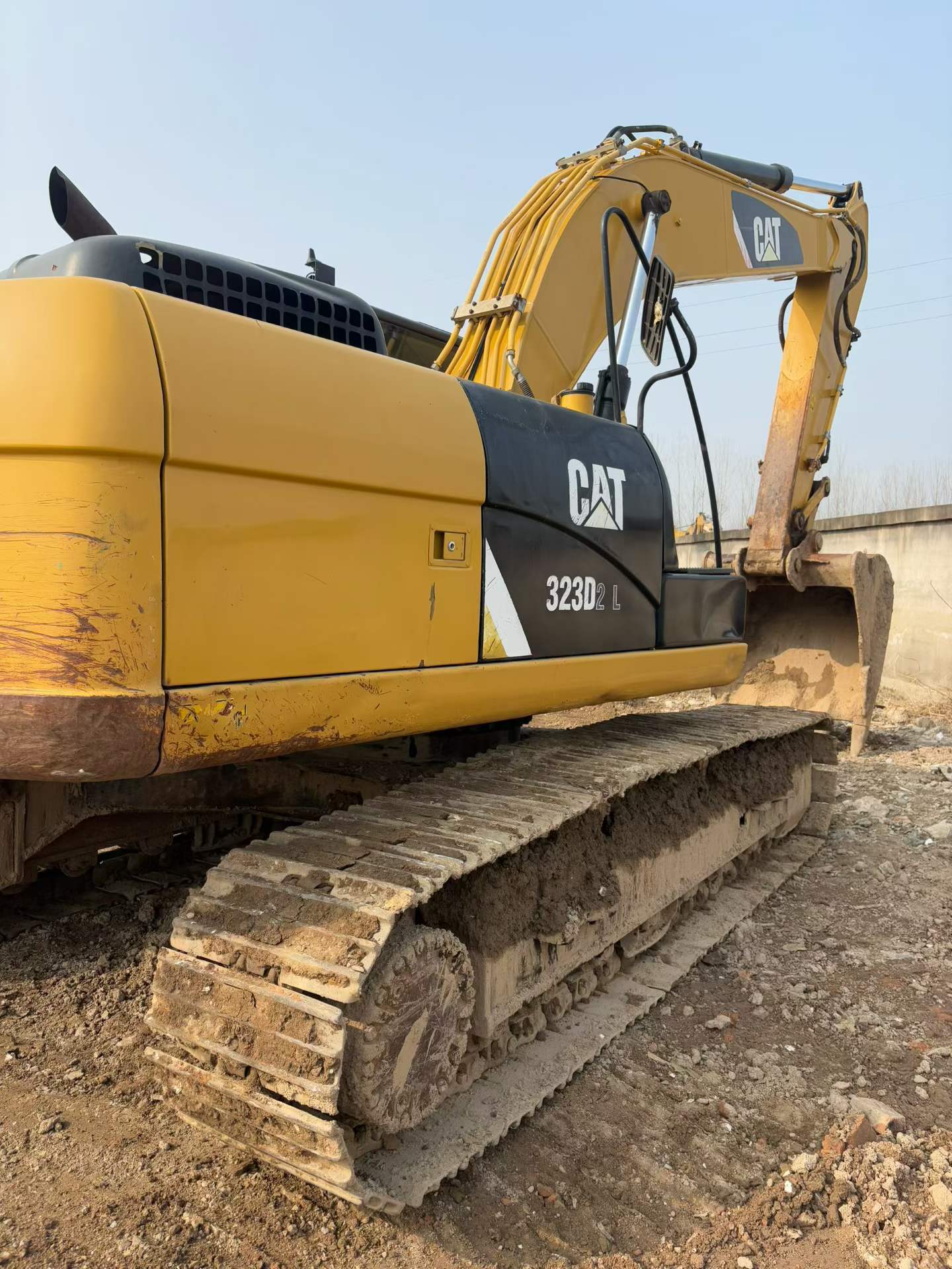 Used Caterpillar 323D2L Excavator 2014 Model / 3