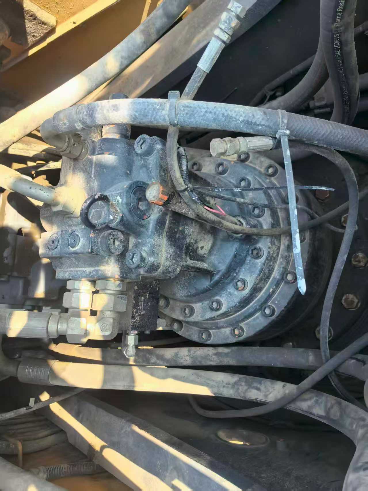 Used XCMG XE335GK Excavator 2022 Model / 8