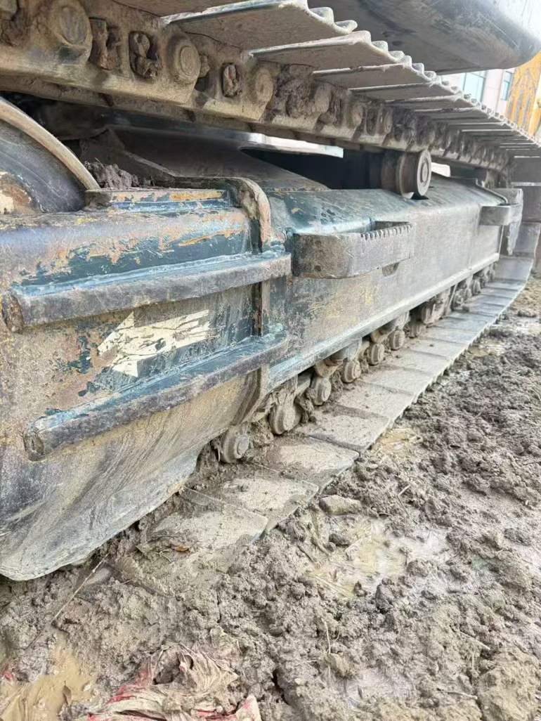 Used Hyundai 110LVS Excavator 2017 Model / 3