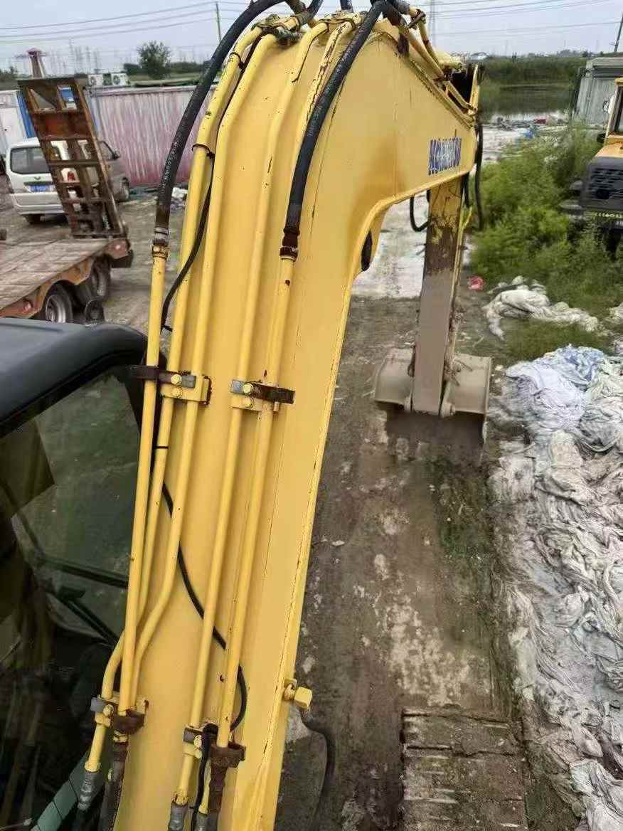 Used Komatsu PC70-8 Excavator 2014 Model / 8