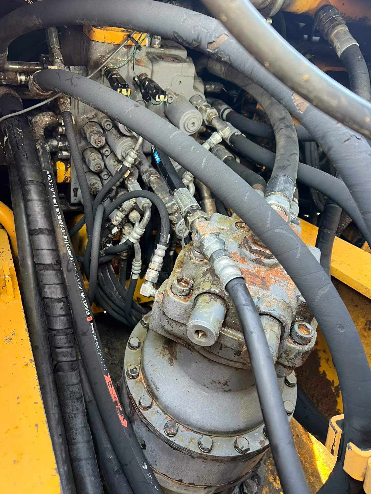 Used Kato HD820V Excavator 2016 Model / 4