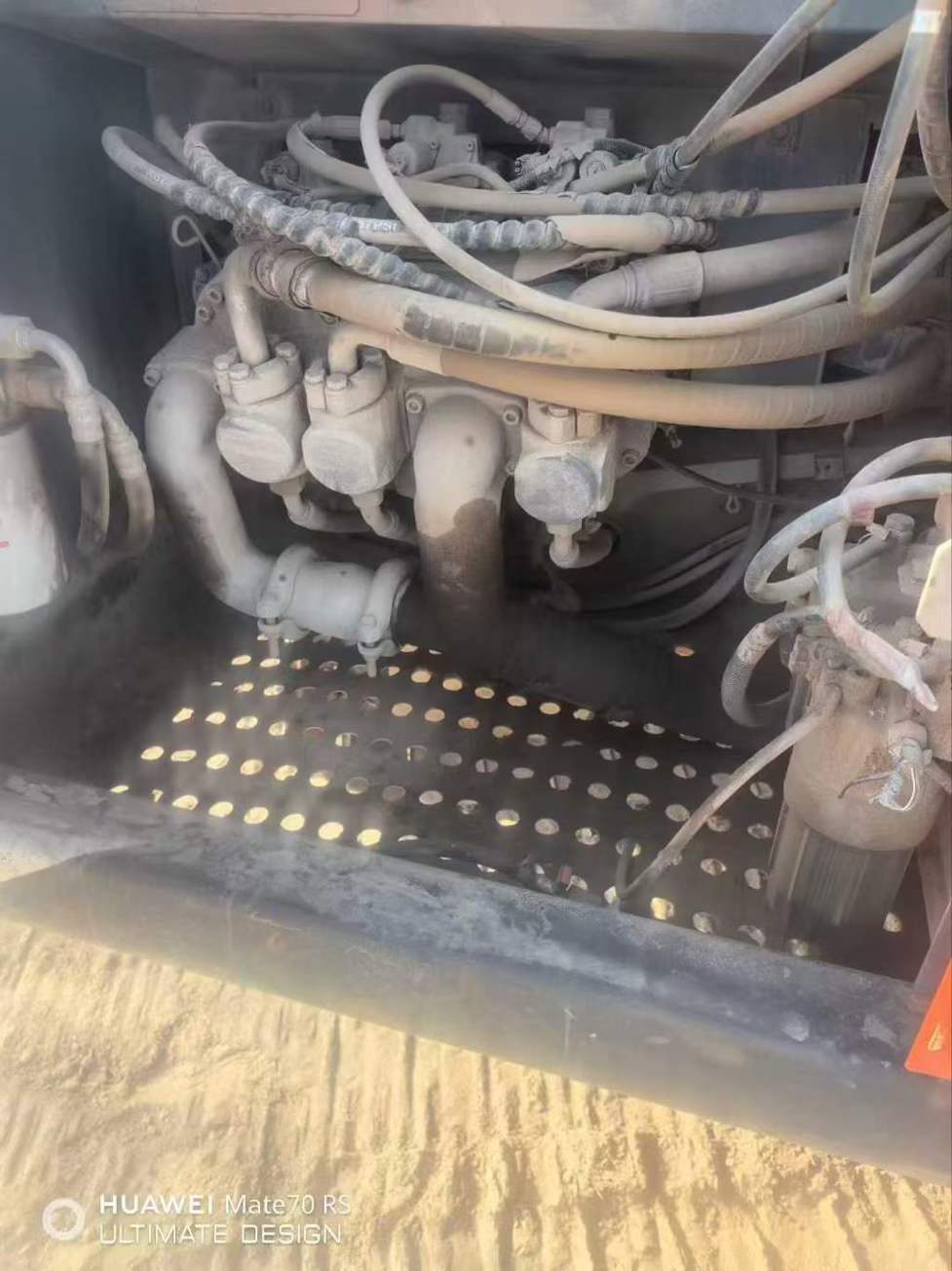 Used Hitachi ZX80 Excavator 2014 Model / 3